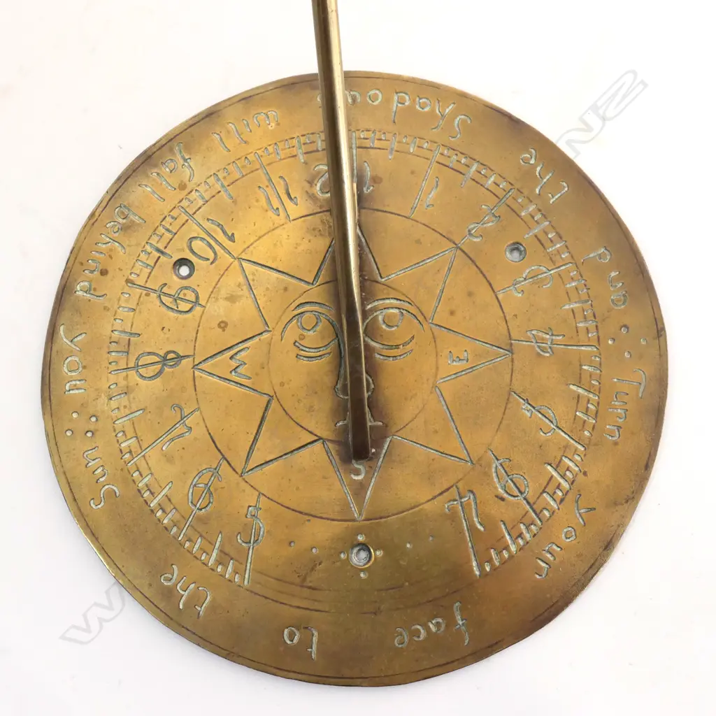 VINTAGE BRASS CIRCULAR ENGRAVED SUNDIAL, DIA. 20CM Image 1++